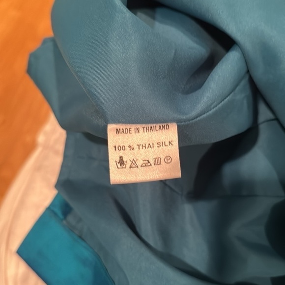 Shinawatra Thai silk. Beautiful blue color - Picture 7 of 9